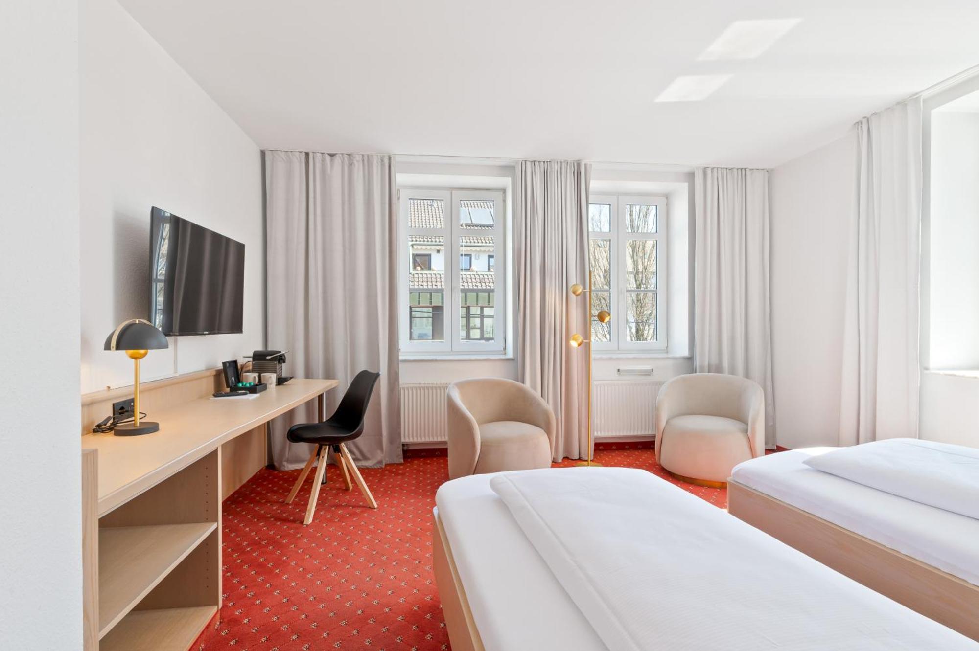Steiners Hotel Airport-Messe Stuttgart Exterior foto